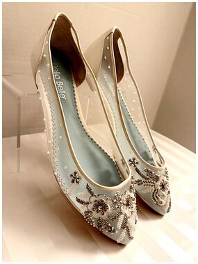 Bella Belle “Adora” Ivory Silk Beaded Wedding Flats Size 8.5 Crystal Pearl